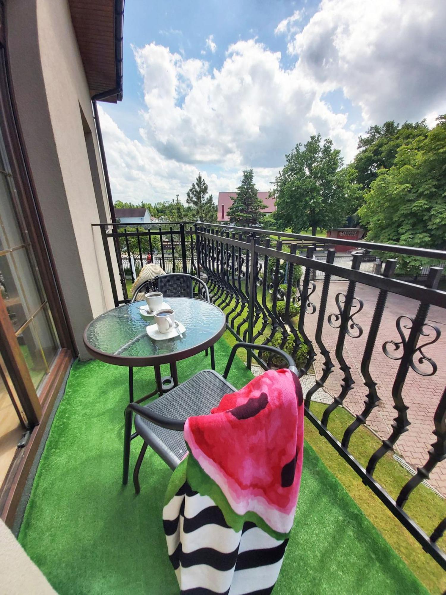 Aparthotel Osrodek Wypoczynkowy Raf-Mil Vitte Exterior foto